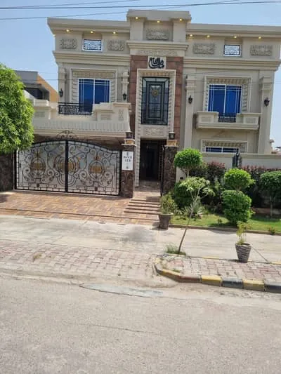 10 Marla like brand new house for sale in Wapda Town