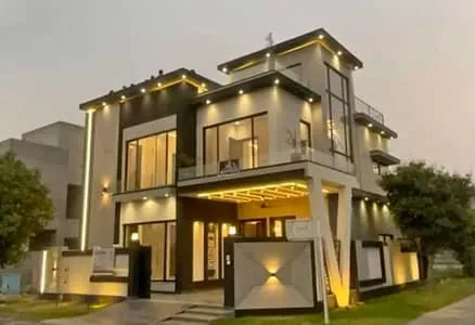 20 Marla double storey house for sale in Wapda Town