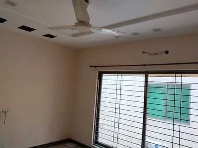 5 Marla Modern House, Tile Floor house for sale in Wapda Town, bedroom