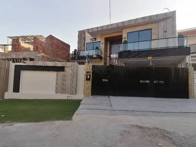 10 Marla Owner Built, Block E2 house for sale in Wapda Town, front exterior