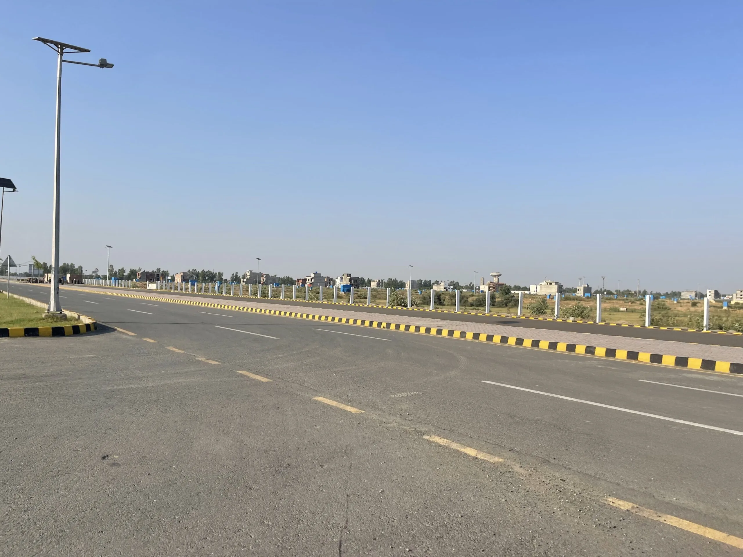 40 Marla Commercial Plot for sale in Wapda Town, street approach