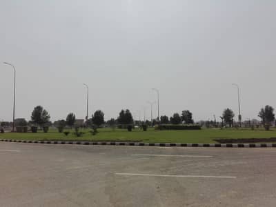 2 Kanal Plot, Block D2 plot for sale in Wapda Town, surroundings