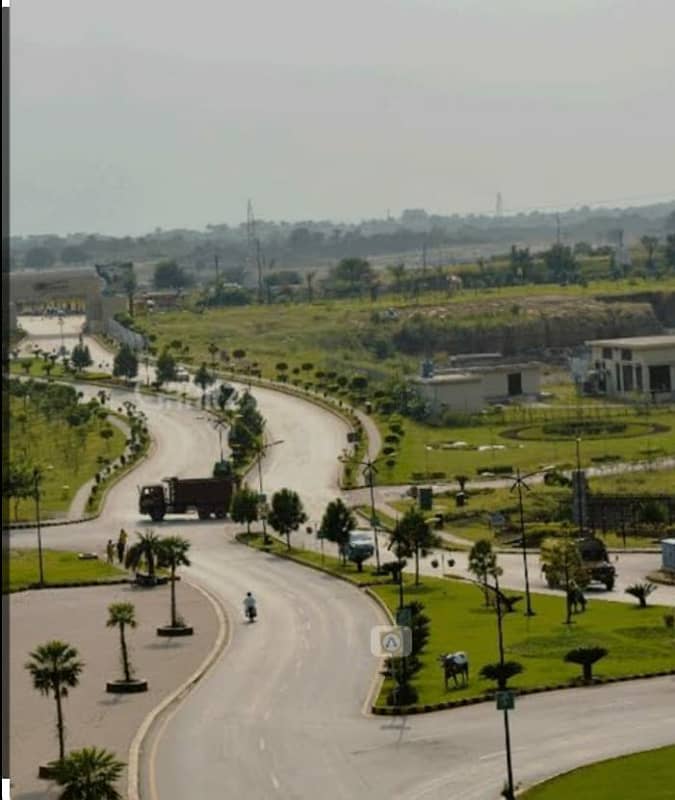 10 Marla Plot, Block E2 plot for sale in Wapda Town, street approach