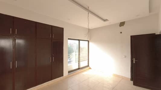 2 Kanal Fully Furnished Upper Portion, Block H1, Wapda Town Lahore (photo 4)